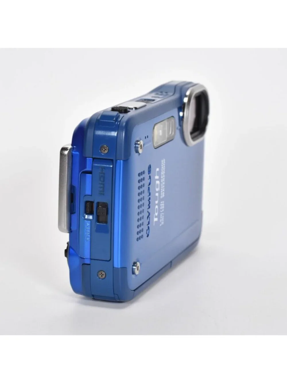 Olympus TG-630 iHS Digital Camera 12.0MP 5x Optical Zoom HD Video 64GB SD MINT